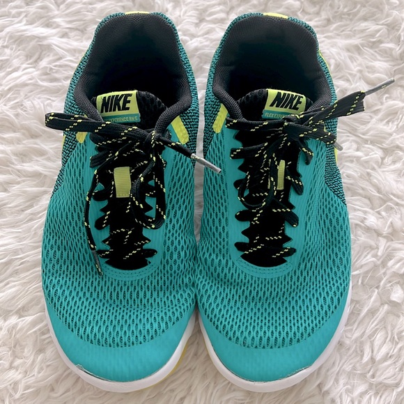 Nike Flex Experience Running Shoes - Picture 2 of 10